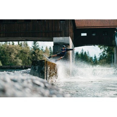 Mystic Mayhem Impact Vest Front zip Wake  