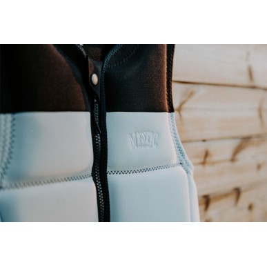 Mystic Peacock Impact Vest Front zip Wake  
